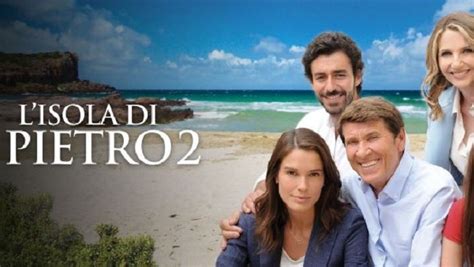 replica dell isola di pietro a canale 5
